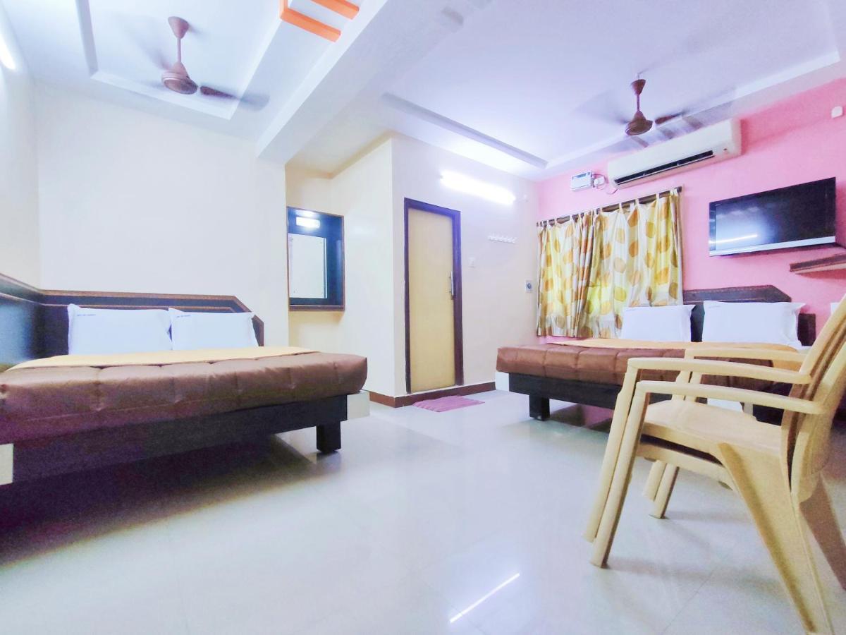 Hotel DKR RESIDENCY Tirupati Exterior foto