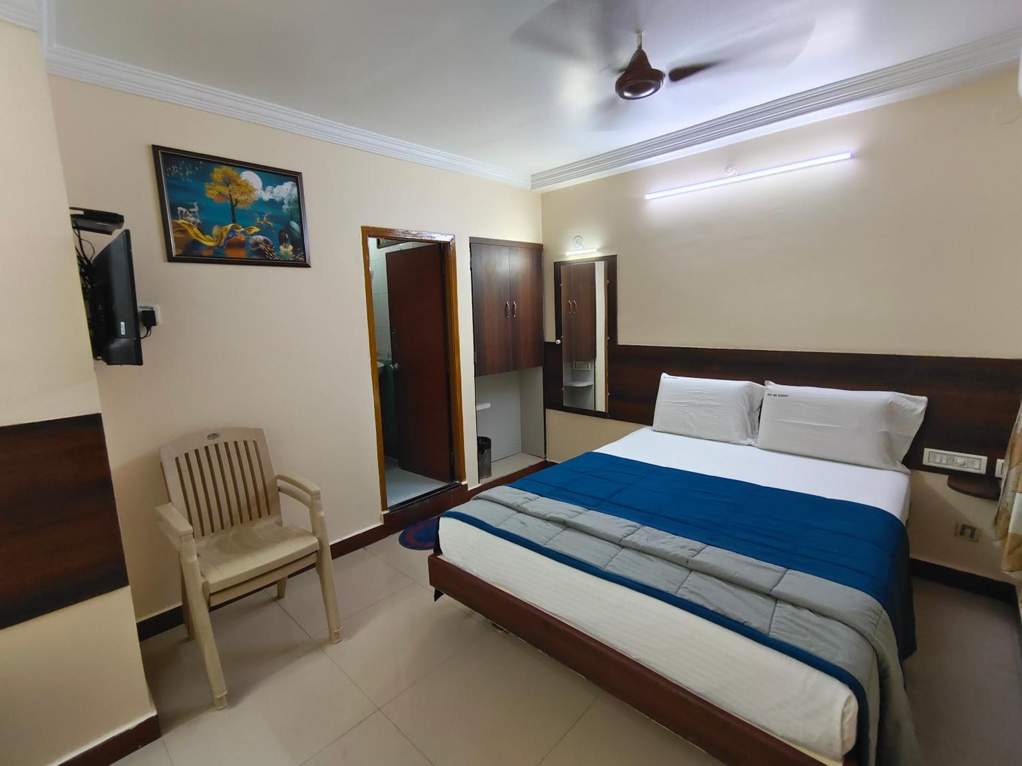 Hotel DKR RESIDENCY Tirupati Exterior foto